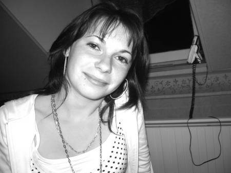 Faustine ^^ voisine et cop depuis un bon bout de temps !!! ^^