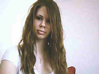 Laurine ma cousine adorée t tro belle sur cette foto ( c'est mieu que la foto chimio !! Lol )