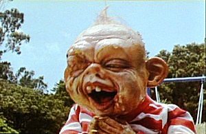 un des plus gros délires que j'ai pu avoir devant un film..le bébé de Braindead ^^ ( un des premiers filsm de Peter Jackson)