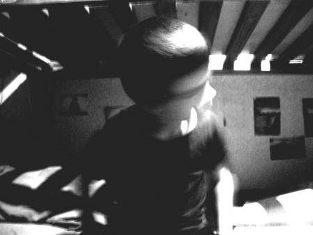 une photo que j'aime trop ! mon petit cousin à la base ^^