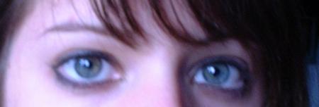 mes noeils ^^c super bleu sur la foto alors bon..