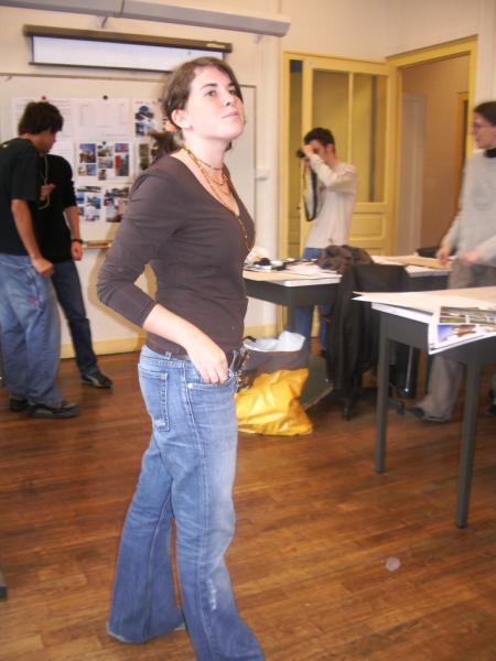 Shashoo se la raconte mdrr ouuaaiiss la pooose ouuaaiis !!