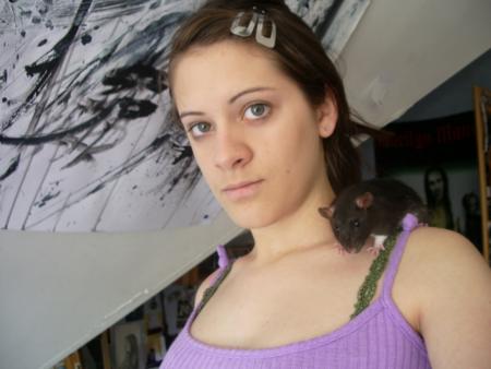 c'est mon Egooonn !!! mon rat !! ^^