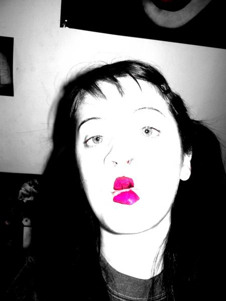 ma bouche ? des pétales de rose ^^