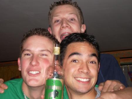  Rominou, Spock et Georges, pub pour la ZUBROWSKA