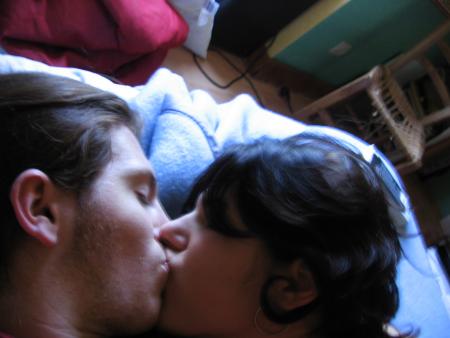  The kisss..tro chou les 2 là !