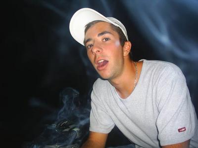 LoL Mattéo ki fume ^^
