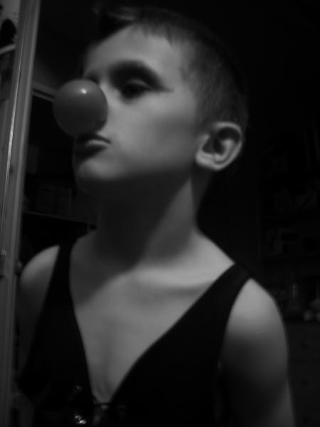  mon piti cousin transformé en mannequin enfantin :)